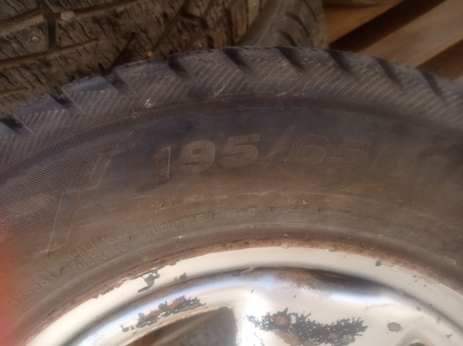 Шыны с дисками 195/65/15 ALGA 4 шт