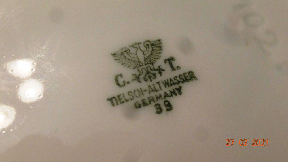 Vand vaza pentru flori Tielsch Altwasser in stare buna si foarte veche