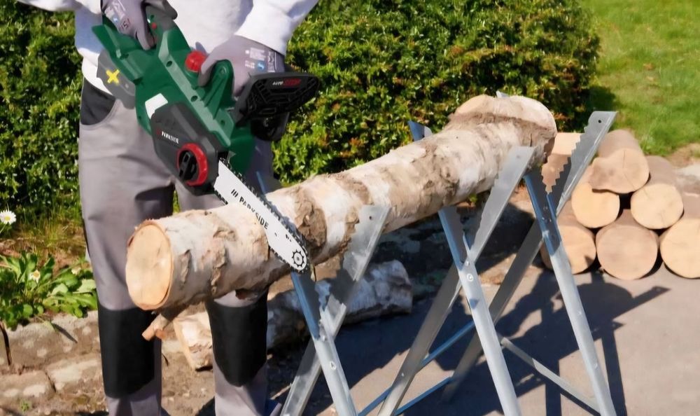 Drujba/ ferastrau cu acumulator 20V 4Ah si incarcator PARKSIDE