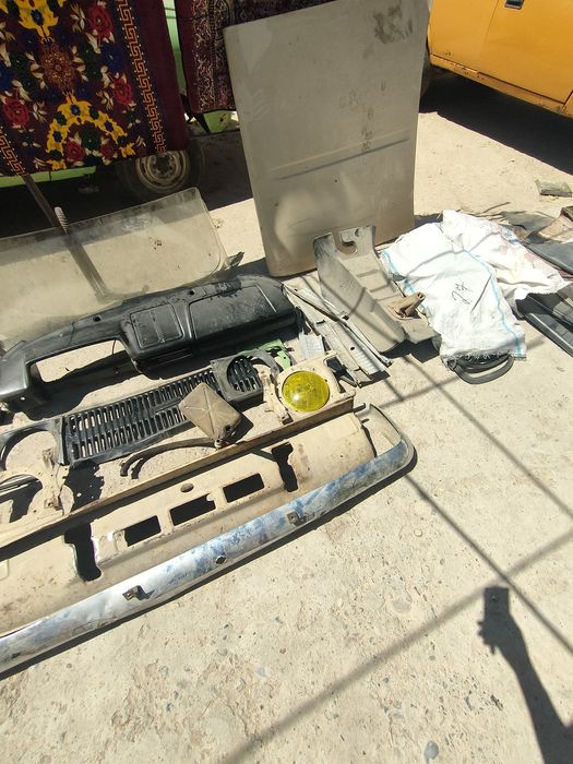 Maskvich 412--- KUZOF ---4 ta balonda turibdi