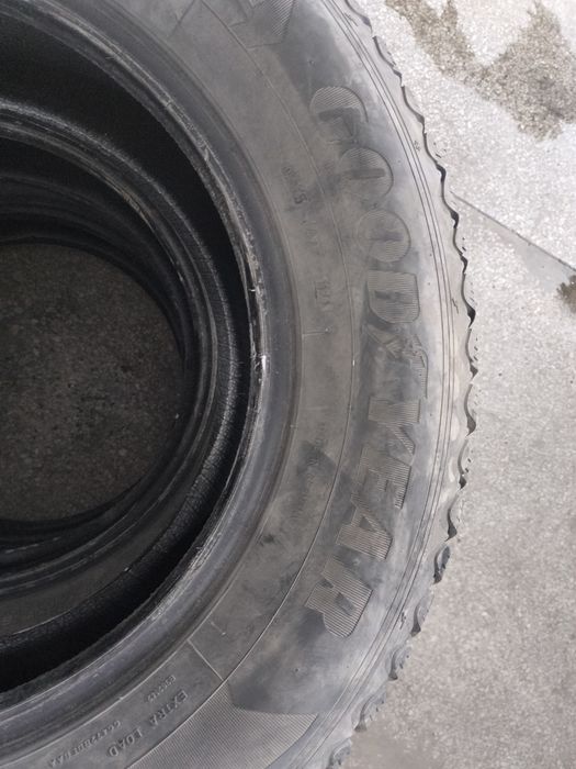 Продам зимние шины