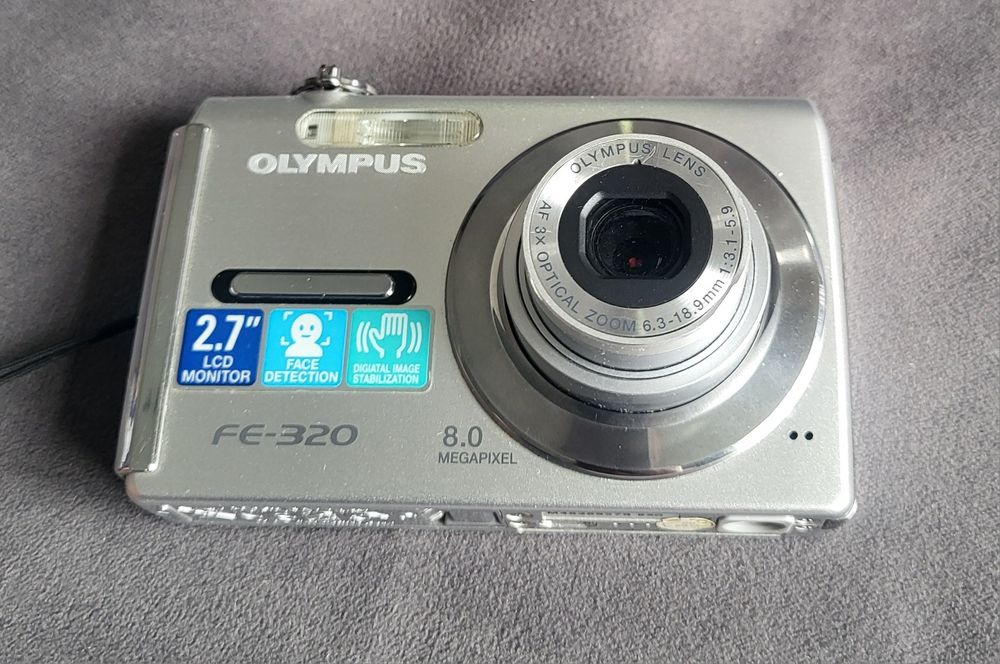 Цифровая камера OLYMPUS FE-320