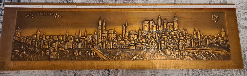 Картина с медно покритие ,много е тешка .