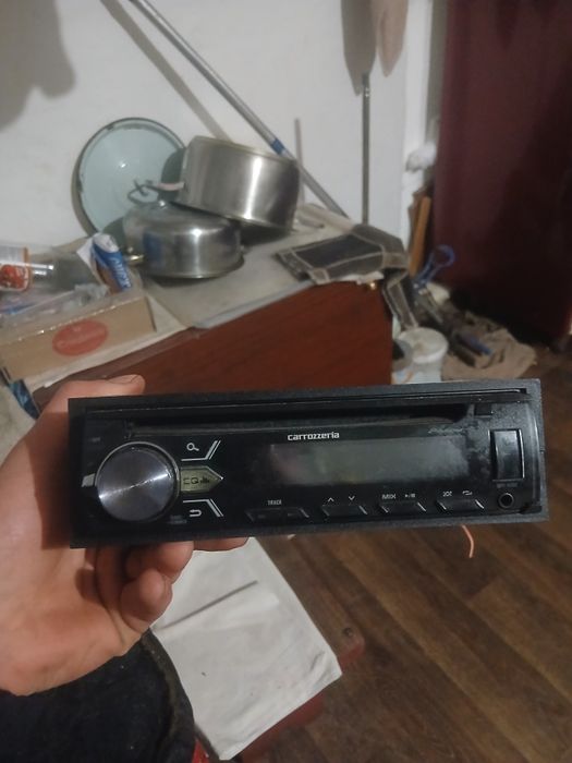 Продам магнитофон пионер оригинал