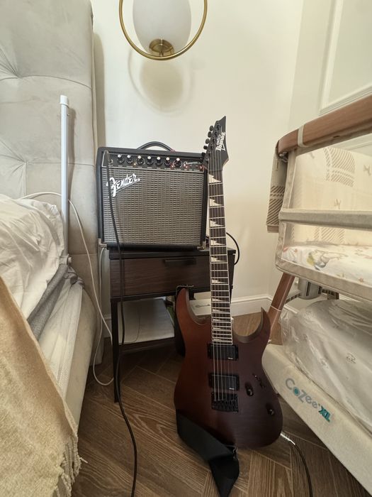 Элеткро гитара ibanez gio и комбик champion 20 очень классный сет для