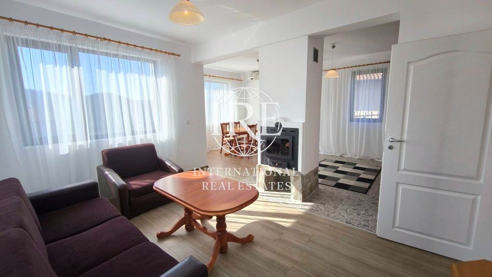 Двуетажна къща с панорамна гледка до морето! Живописна природа! Еколо