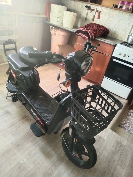 Скутер Сатылады 90000тг