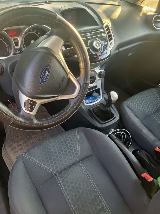Ford fiesta 2011г