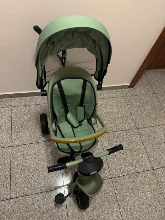 Триколка с въртяща се седалка Sport - Нова