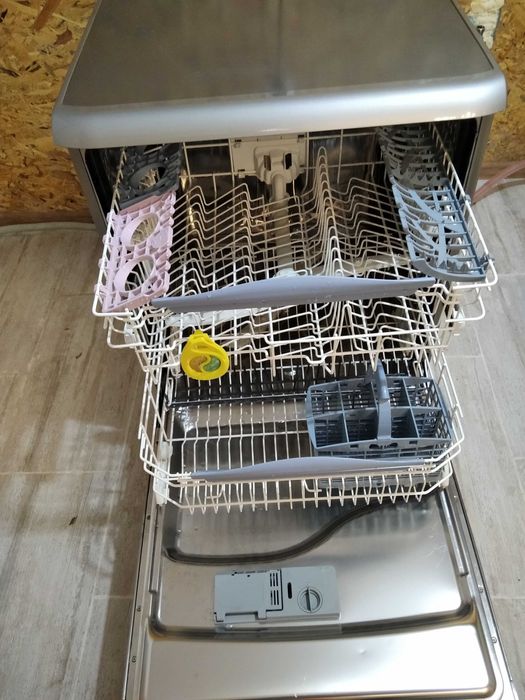 Съдомиялна - ARISTON LF-6070