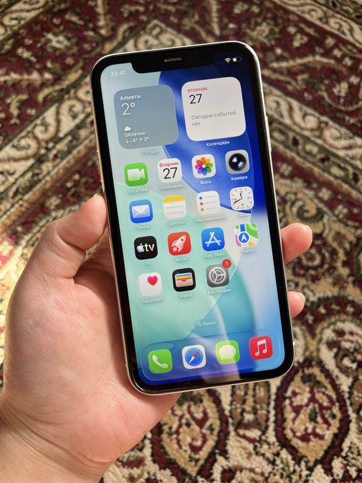Айфон 11 128гб отличный