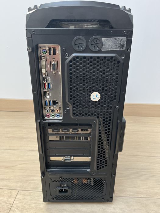 Компютър i7-6700K 32GB RAM RTX 2070 Super