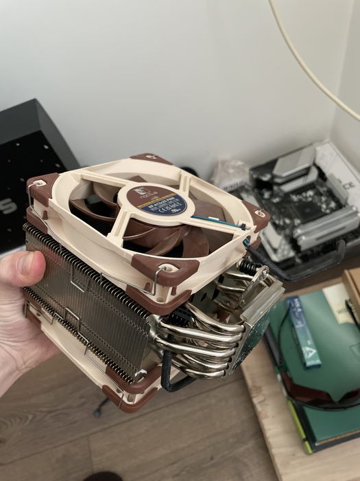 Рам, дъно, охлаждане