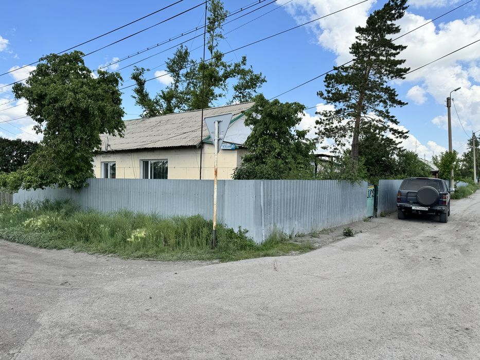 Продается дом поселок Актау. Срочно