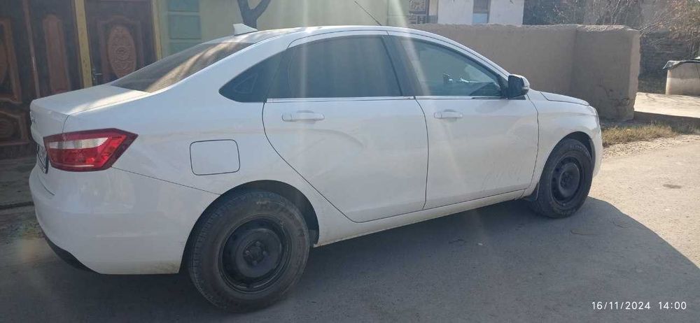 Lada vesta sotiladi ishlab chiqarilgan yili 2019