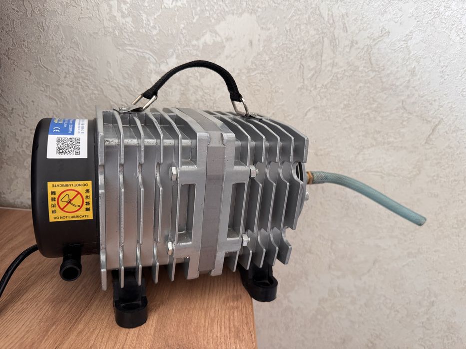 Resun 008 аквариум компрессор air pump