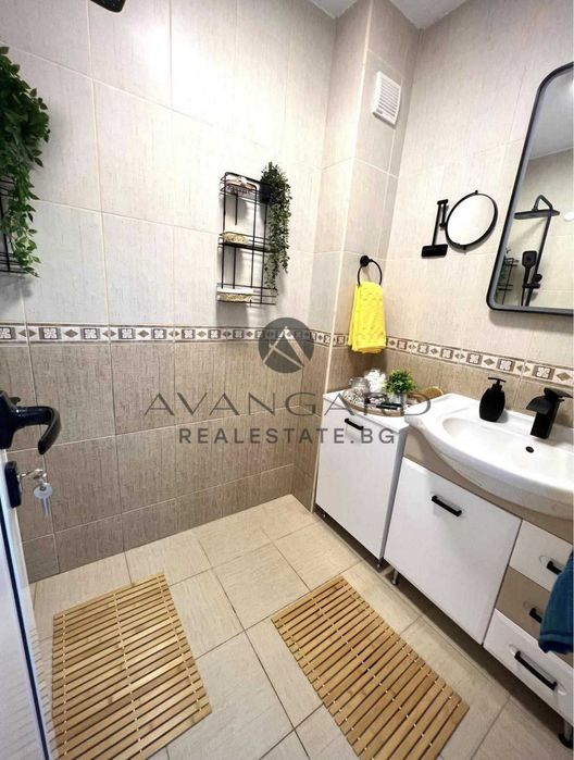 Продава се Тристаен апартамент в Пловдив, Христо Смирненски - 95 кв.м за 2316 €/кв.м - Снимка #6