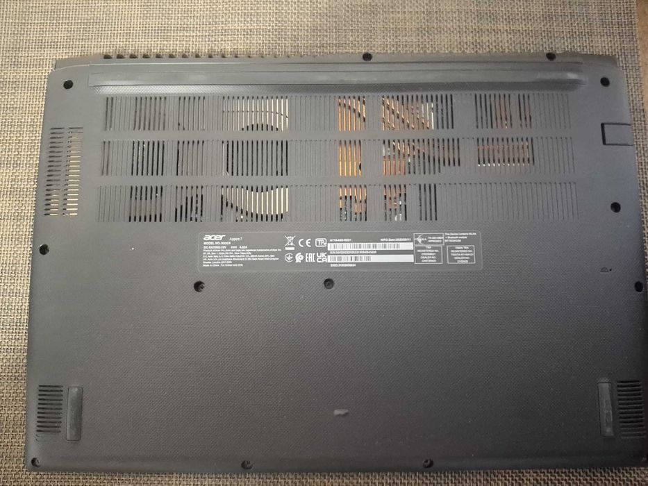 Laptop gaming acer aspire 7