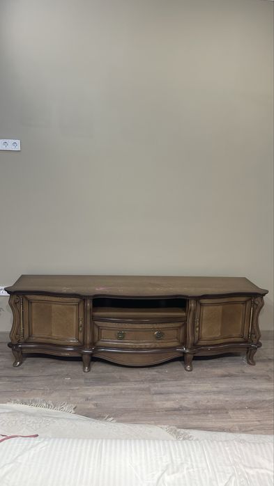 Тумба под телевизор