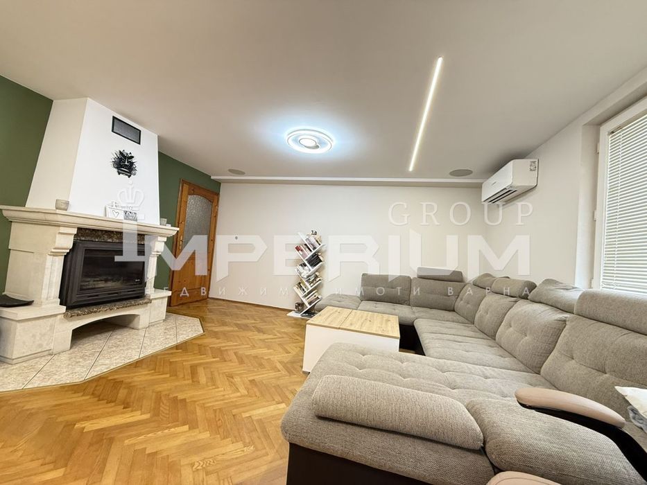 Продава се Четиристаен апартамент в Варна, Колхозен пазар - 119 кв.м за 922 €/кв.м - Снимка #2