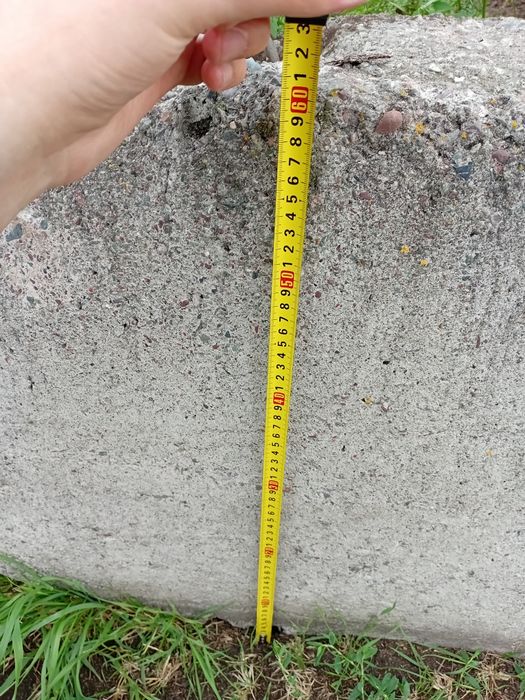 Продам железобетонные блоки и столбы