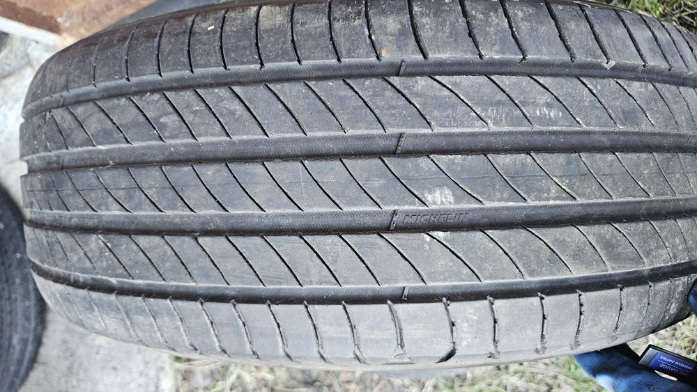 2бр гуми 205 55 17 дот 20 мишелин michelin