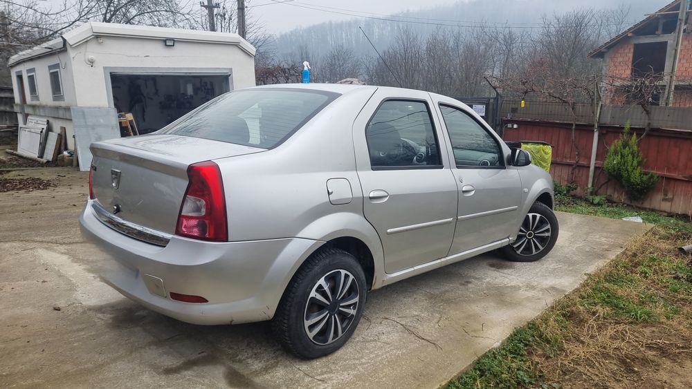 Dacia Logan Laureate 2011