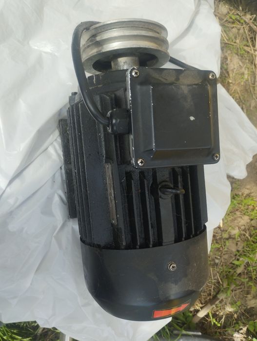 Электродвигатель