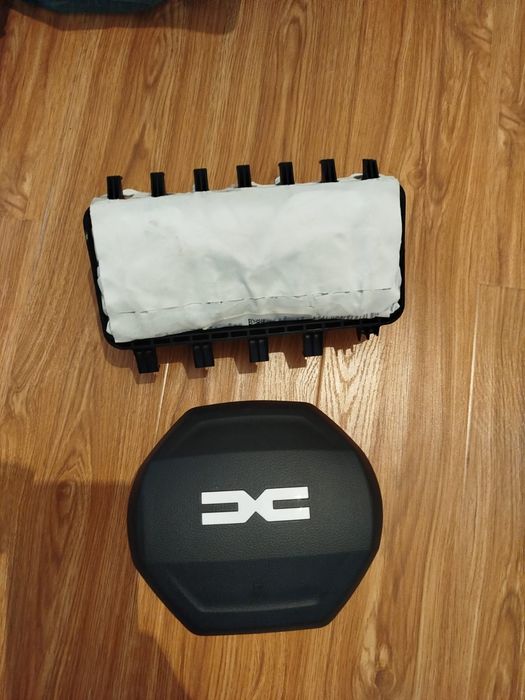 Airbag șofer și pasager Dacia Duster 3