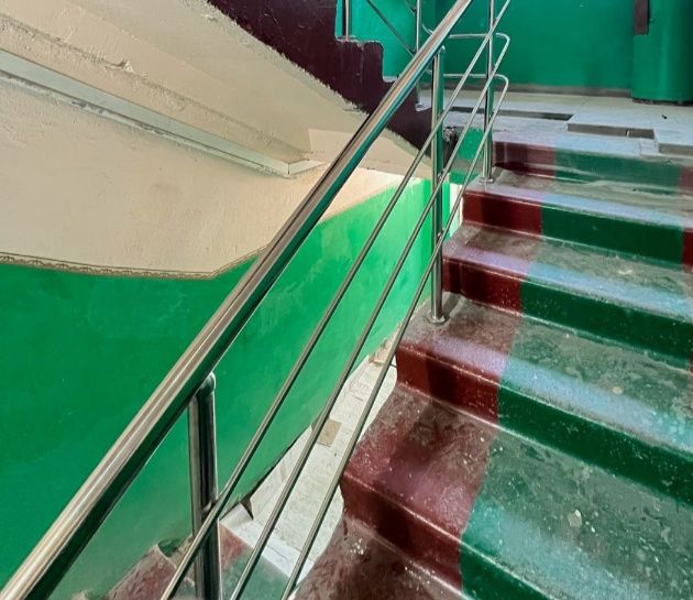 Нержавеющие перилы пандусы