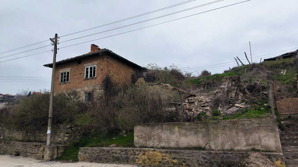 Къща в село Кремен, община Банско