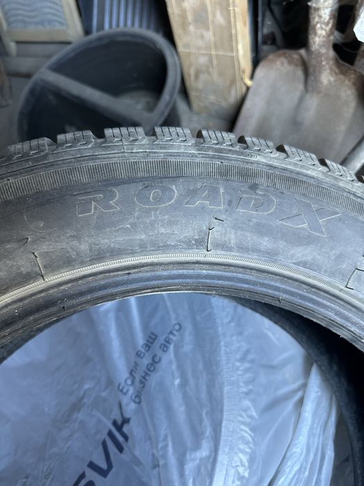 Продам шины Roadx 235/55/R19