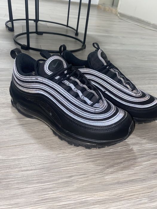 Nike AIR MAX 97.