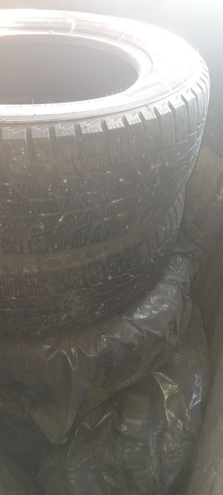 Продам шины зимние