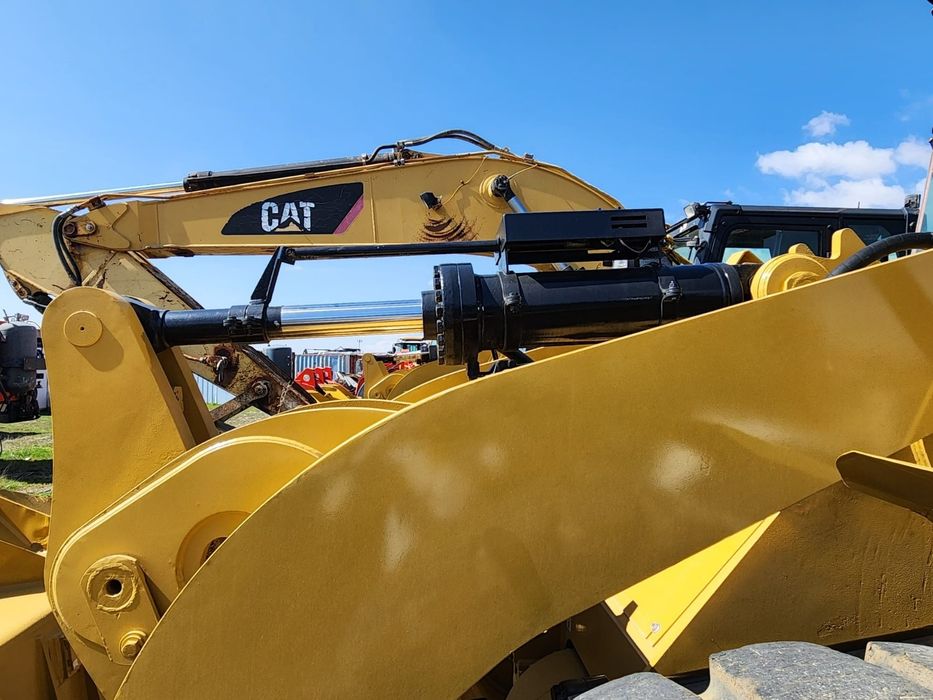 Фронтальные погрузчики Caterpillar 950GC