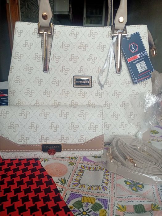 Дамска чанта и портмоне Silver&Polo