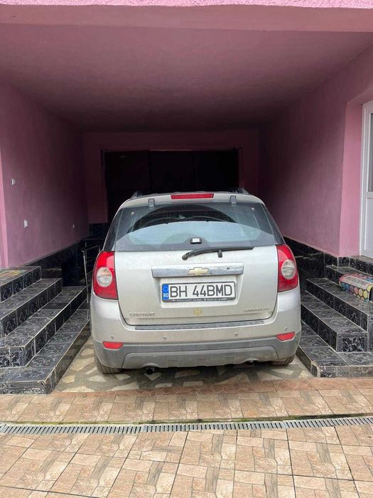 Vând Chevrolet Captiva 2.4 Benzină