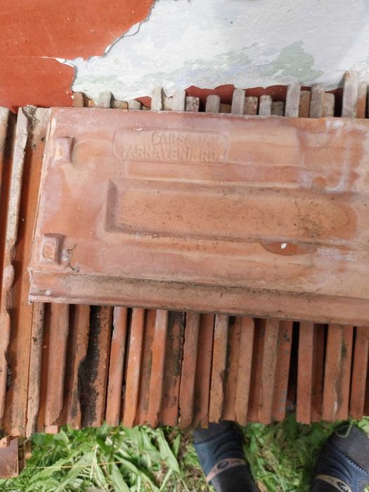 Tiglă ceramică utilizata