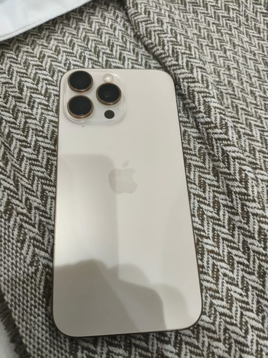 Продам 16 pro max