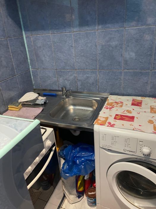 Inchiriez garsoniera zona UMT