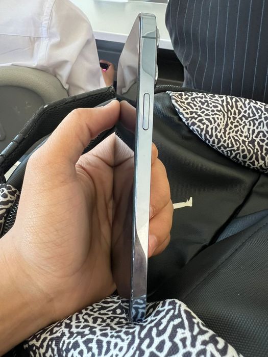 Обменяю 13 pro max на 14pro-pro max