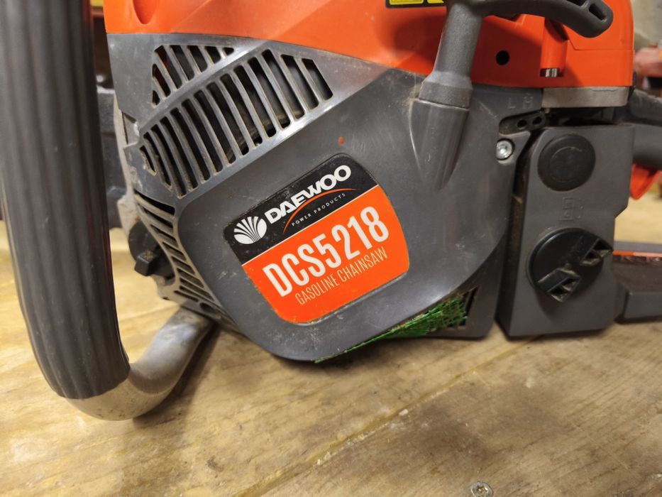 Моторен трион Daewoo