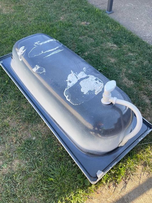 Cadă de baie – model modern, demontată, în stare foarte bună