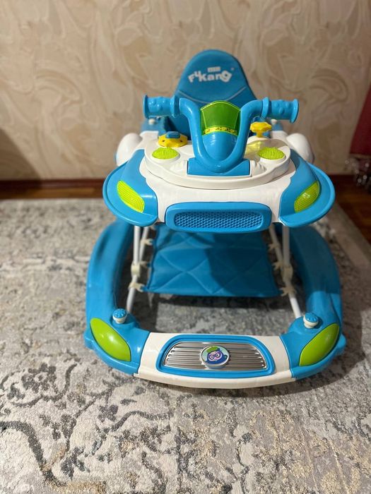 Срочно продаётся новый детский ходунки