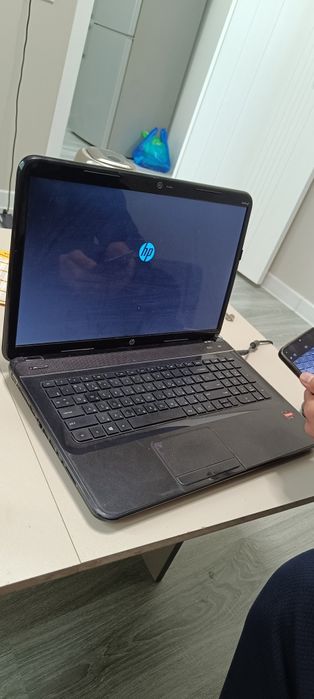 Notebook sotiladi hp srochna