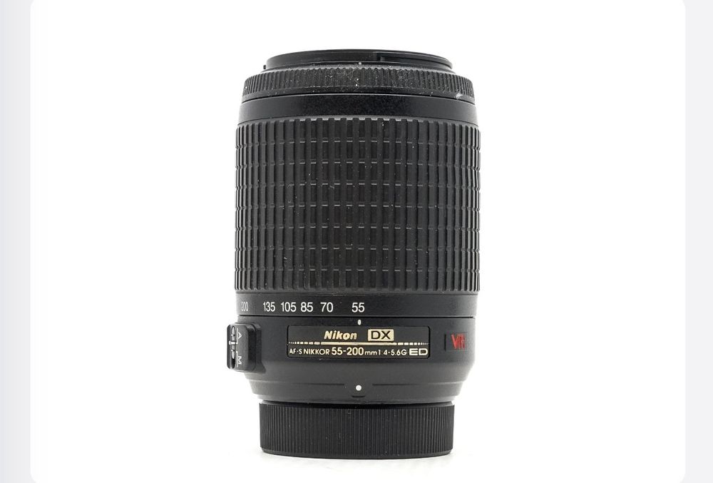 Nikon  55-200mm f/4-5.6G IF-ED VR