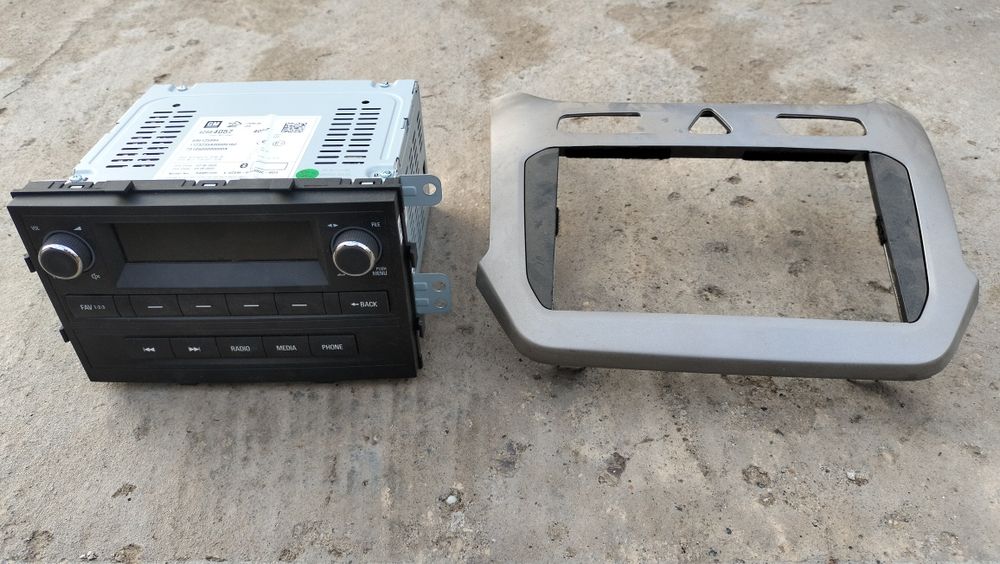 Продам магнитолу на Cobalt