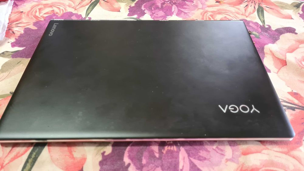 Страхотен лаптоп LENOVO YOGA 910-13IKB цена 330евро