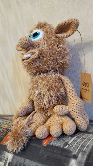 Вязаная игрушка Буба