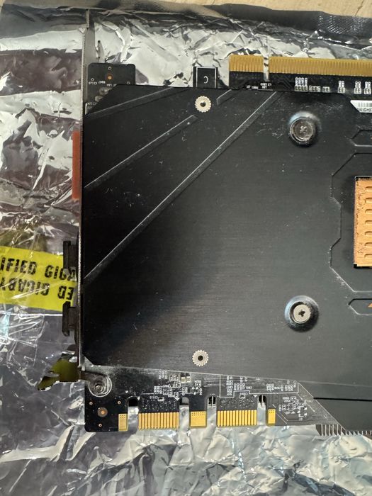 Видеокарта Gigabyte GTX 1080 Aorus 8G